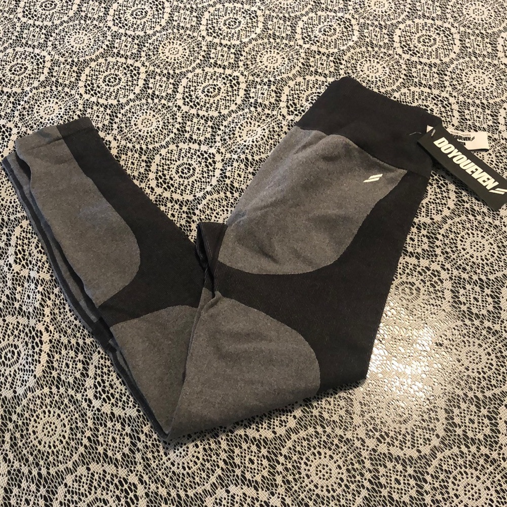 DOYOUEVEN Women's Impact Seamless Gray Workout Leggings Size L